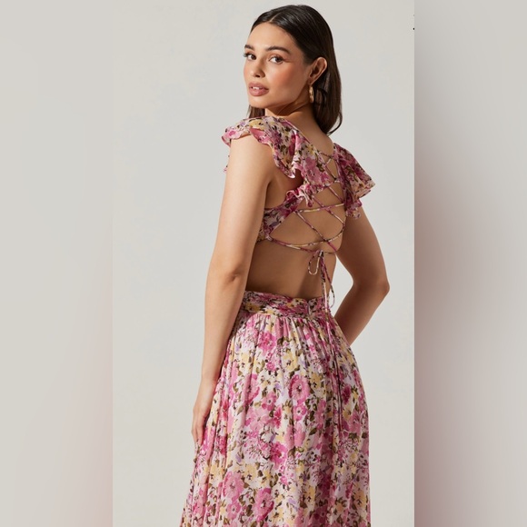 New ASTR Primrose Floral Stappy Back Maxi Dress size Small - Picture 4 of 16